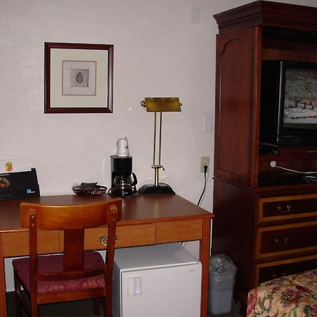 Red Lion Inn And Suites Federal Way Εξωτερικό φωτογραφία