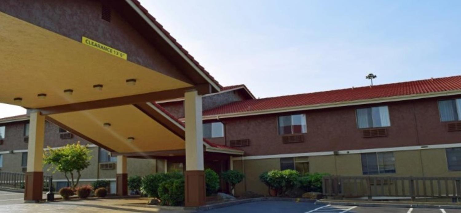 Red Lion Inn And Suites Federal Way Εξωτερικό φωτογραφία