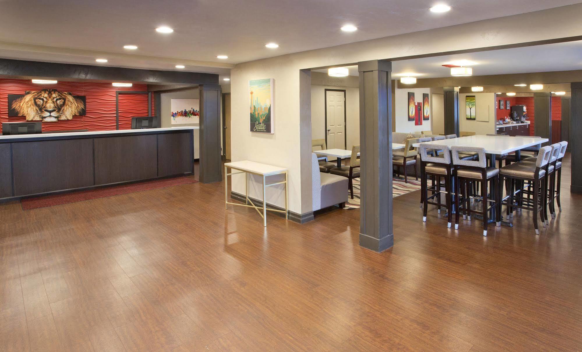 Red Lion Inn And Suites Federal Way Εξωτερικό φωτογραφία