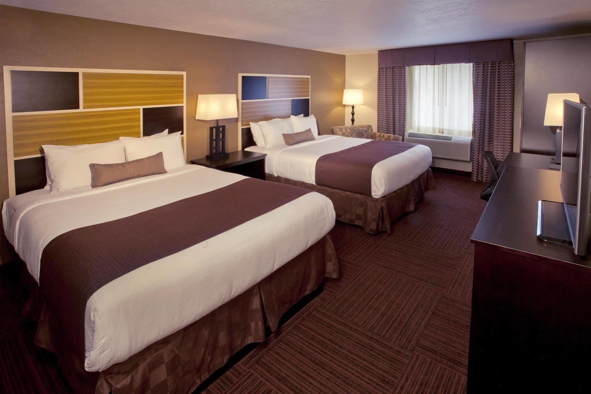 Red Lion Inn And Suites Federal Way Εξωτερικό φωτογραφία