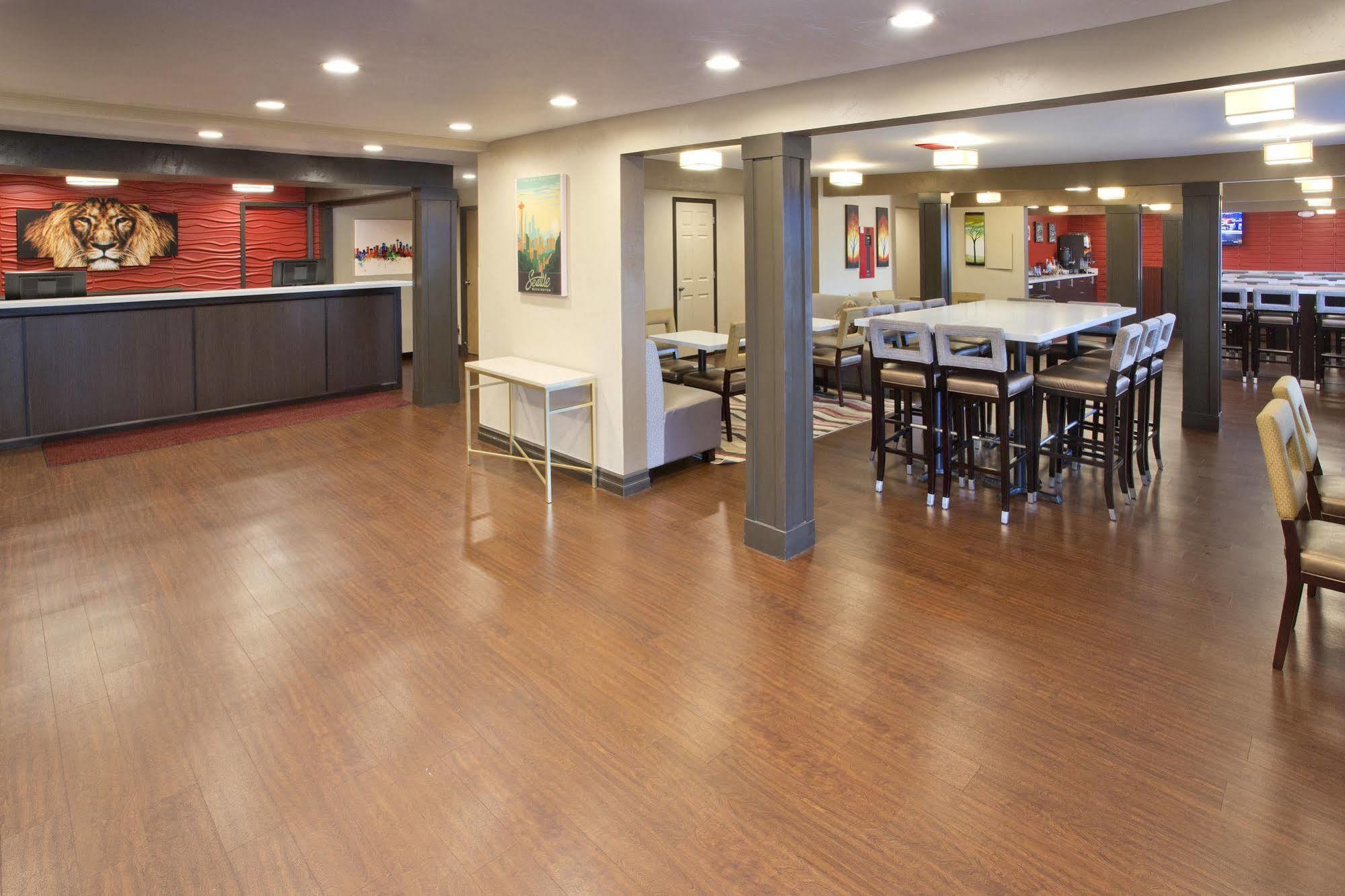 Red Lion Inn And Suites Federal Way Εξωτερικό φωτογραφία