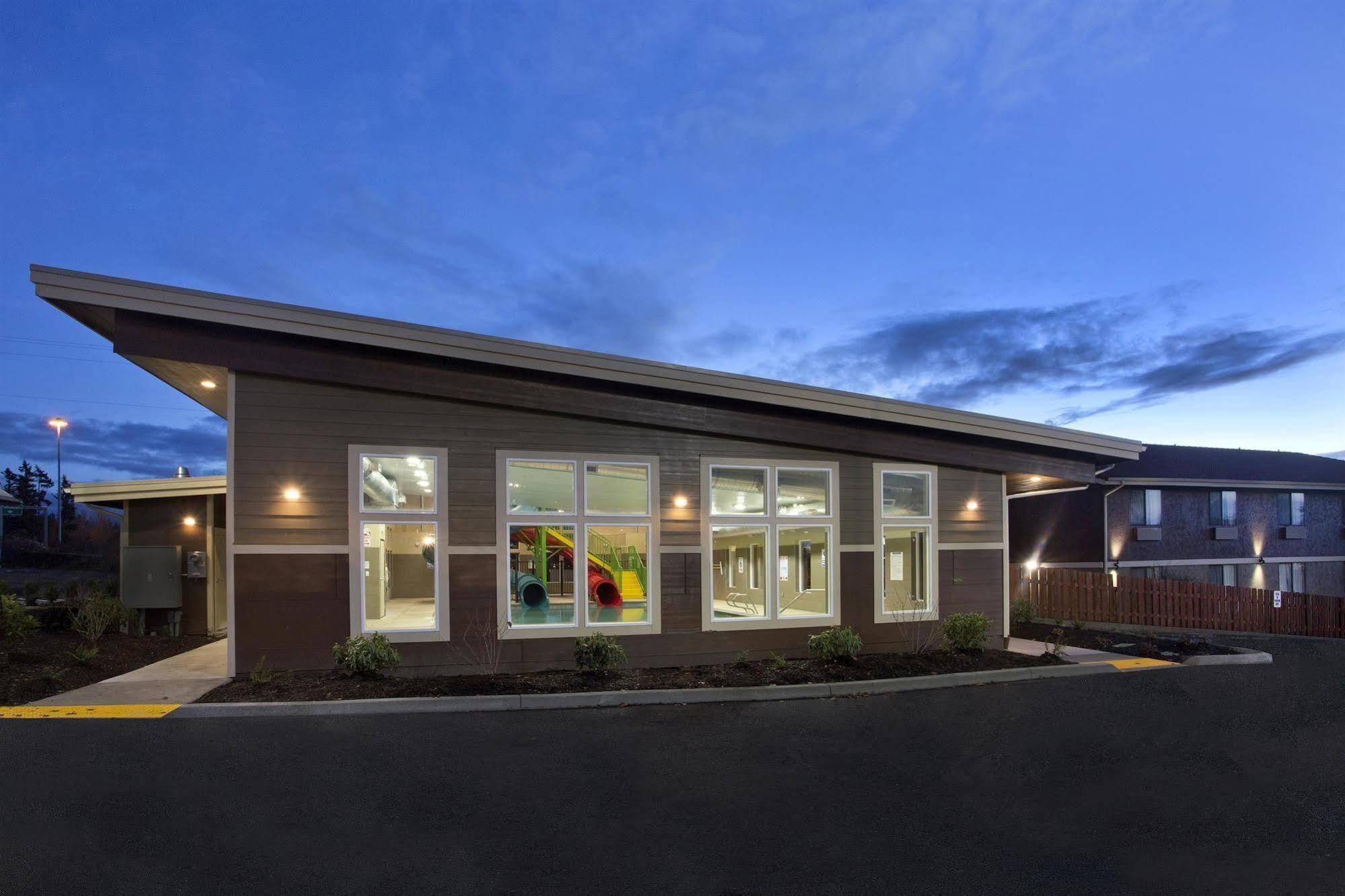 Red Lion Inn And Suites Federal Way Εξωτερικό φωτογραφία