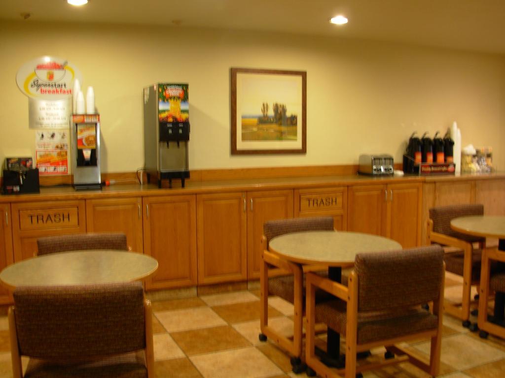 Red Lion Inn And Suites Federal Way Εξωτερικό φωτογραφία
