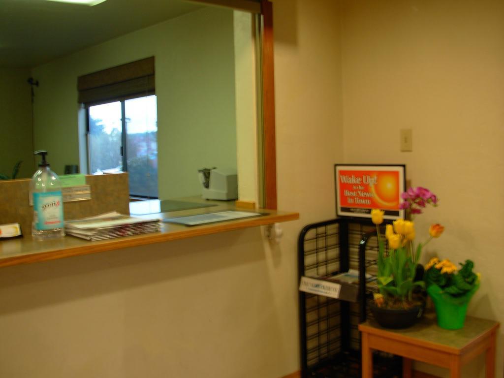 Red Lion Inn And Suites Federal Way Εξωτερικό φωτογραφία